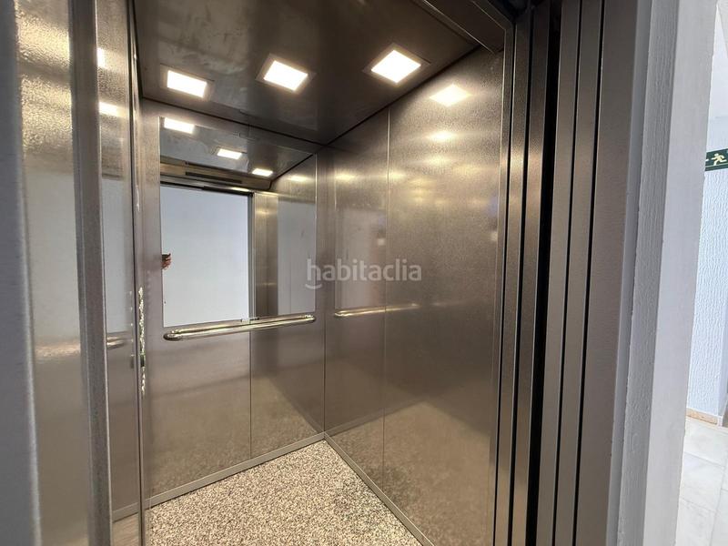 Foto dca692ac-4b81-46f4-857b-2e5c19eb228b. Apartament amb aparcament piscina a Levante Alto Benidorm