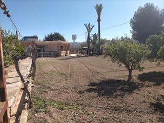 Haus in Juzgados - Plaza de Toros. Chalet en venta en pueblo levante