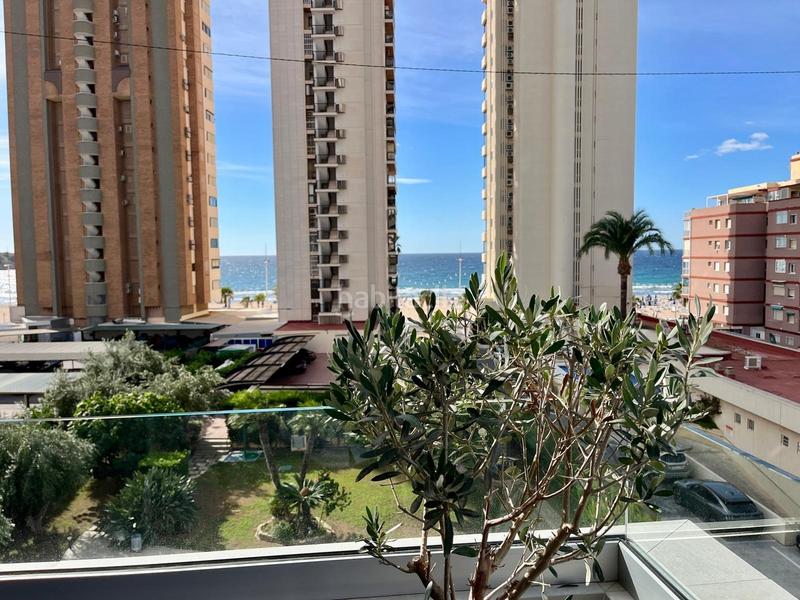 Foto 8618dbd8-9c81-4cac-a4fa-fe240bbb8ffb. Appartamento con piscina in Playa Levante Benidorm