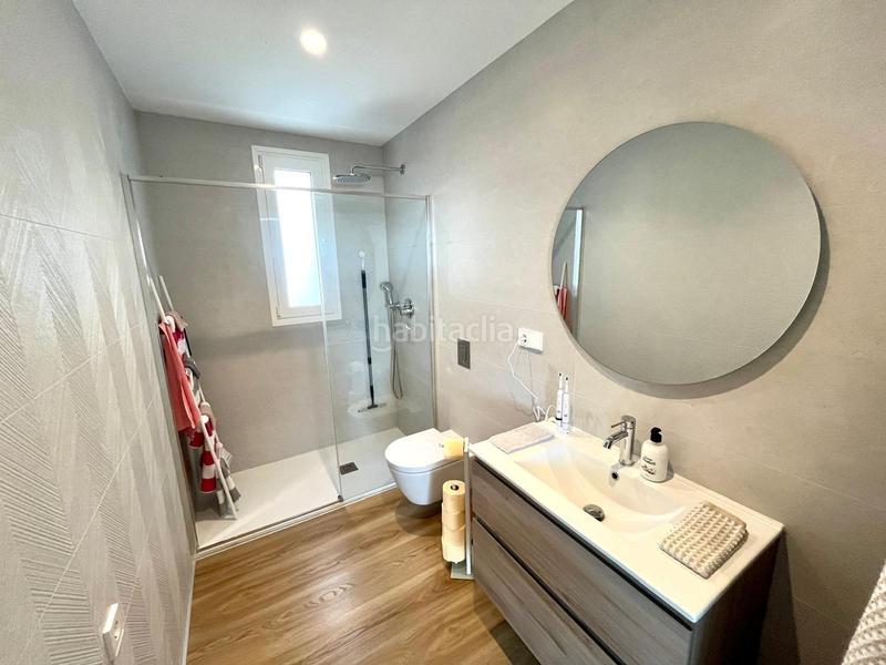 Foto b0cc185f-7905-48b6-a6dd-0386b65933f1. Appartamento con piscina in Playa Levante Benidorm