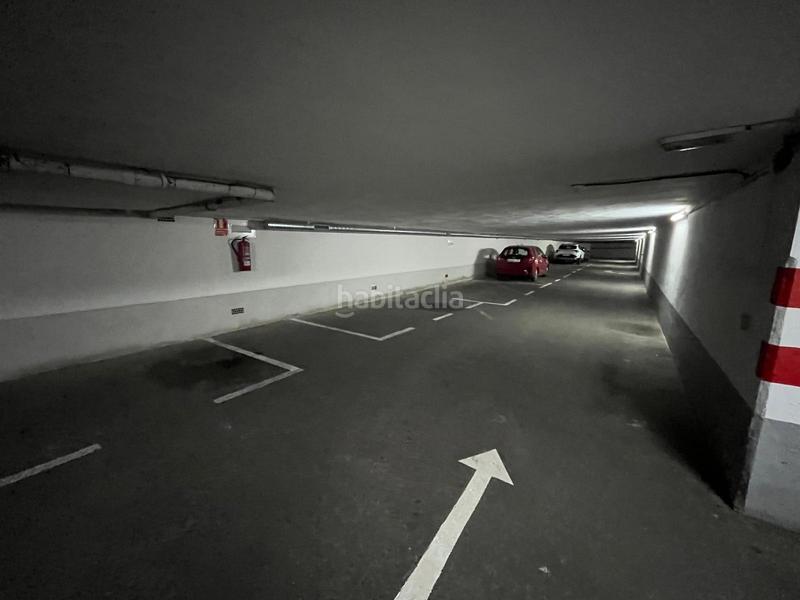 Foto 6d94c8a2-c6b2-4b51-9243-94a523c47600. Apartament amb aparcament piscina a Playa Levante Benidorm