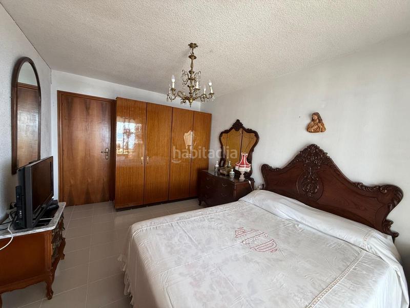 Foto c29c7542-eb3a-4db2-922c-d4cda55d32f4. Piso  en primera línea de levante en Playa Levante Benidorm