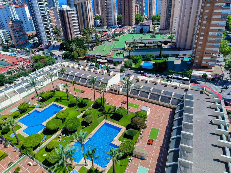 Foto 36b1c7f9-0605-4756-96ae-50d0aa28f3d0. Apartament amb aparcament piscina a Levante Alto Benidorm