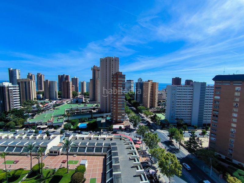 Foto 39543bd4-40bf-45f1-8c66-433e6a7b1ef5. Apartament amb aparcament piscina a Levante Alto Benidorm