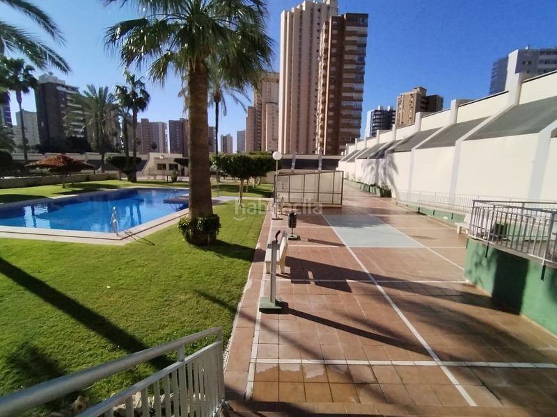 Foto afb94975-865b-4584-834d-1f63f2c6c921. Apartament amb aparcament piscina a Levante Alto Benidorm