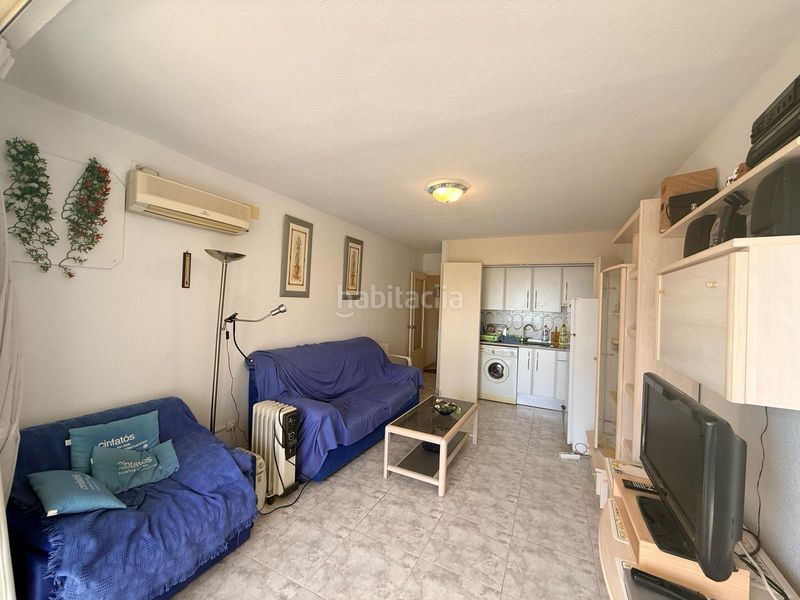 Foto bec00727-16b3-47b5-8a06-046405211db8. Estudi amb piscina a Rincón Alto Benidorm