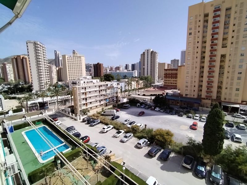 Foto 01c8ede3-fdfc-4fdf-bbe3-d0e2bce50694. Apartament amb aparcament a Levante Alto Benidorm