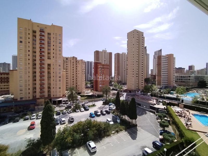 Foto ff1f7a67-7904-461e-99c1-41ccd1765fa6. Apartament amb aparcament a Levante Alto Benidorm