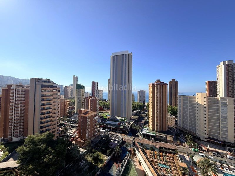 Foto 67d8e18c-b6df-436e-acc1-0db31a1df47c. Apartament amb aparcament a Playa Levante Benidorm