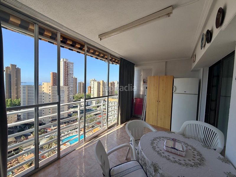 Foto db7ecd37-19c7-4bc1-9731-61917cde0596. Apartament amb aparcament a Playa Levante Benidorm