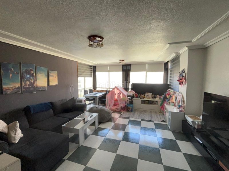 Foto e1d31cc1-07b7-4237-8c0c-aefd8804ef57. Pis amb aparcament piscina a Rincón Bajo Benidorm