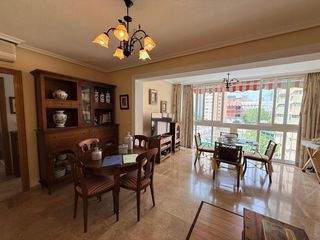 Etagenwohnung in Levante Alto. Buen piso reformado de 2 dorm. zona av. europa a 300m de playa d