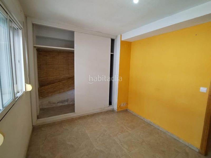 Foto a1aa8f1d-1fda-41c0-b77f-60cca7db79ab. Apartament amb aparcament piscina a Playa Levante Benidorm