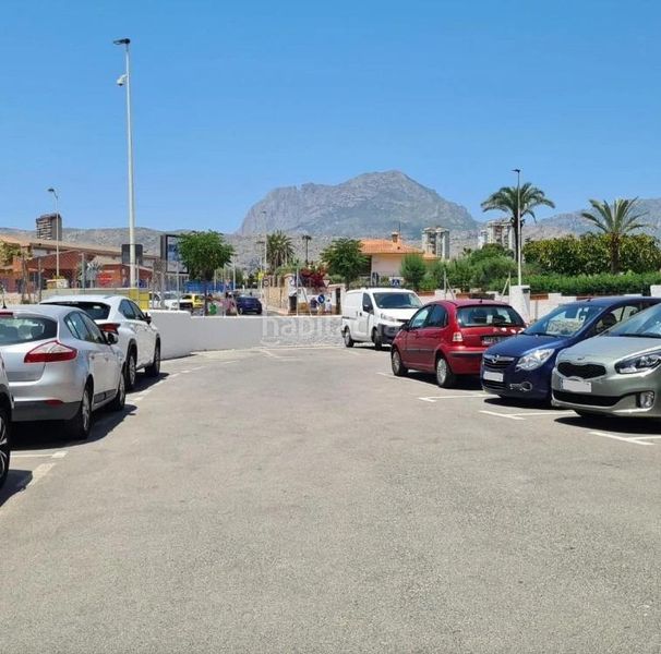 Foto 55b206f4-6693-4d4f-a73c-2714ed1ff3ae. Pis amb aparcament piscina a Playa Poniente Benidorm