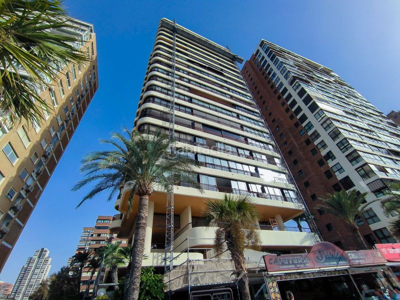 Foto a477a797-0b2a-4751-b15a-434010afbd7f. Pis amb aparcament piscina a Playa Levante Benidorm