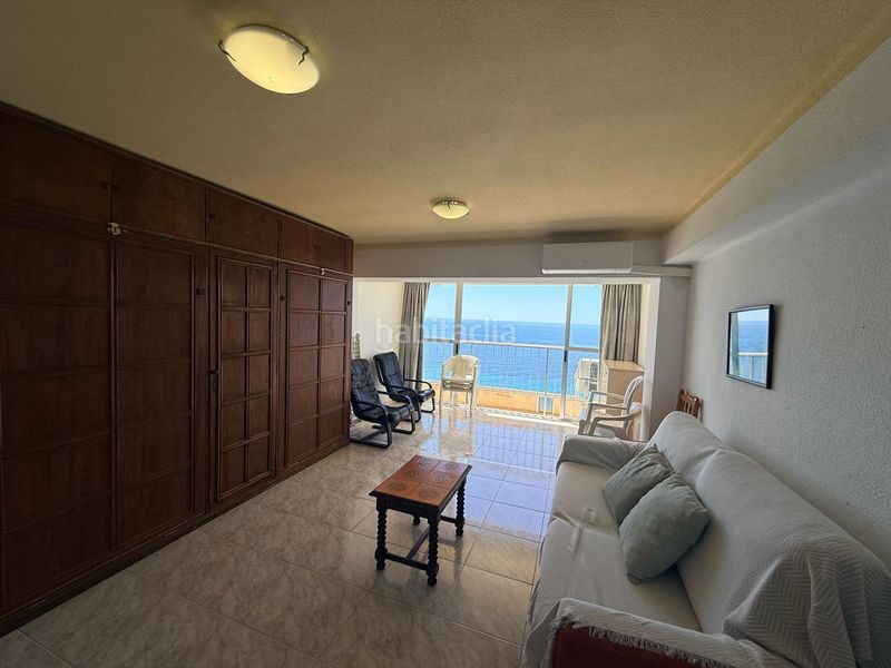Foto b6313682-e34a-4520-b65d-eb97ae9d0193. Apartament amb aparcament a Playa Levante Benidorm
