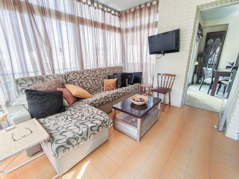 Foto a70f4461-1765-4418-bc3c-807e0f413e2f. Pis amb aparcament piscina a Playa Levante Benidorm