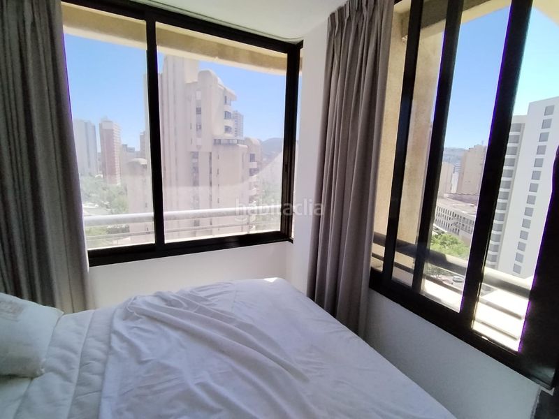 Foto 16a3ba20-f2a7-466a-9c99-0e72ec241474. Apartament amb aparcament piscina a Levante Alto Benidorm