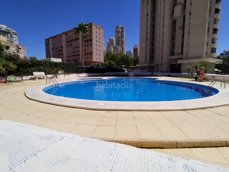 Foto 6ec58aa4-0387-4ed9-a7b2-fe08b6d3770f. Apartament amb aparcament piscina a Levante Alto Benidorm