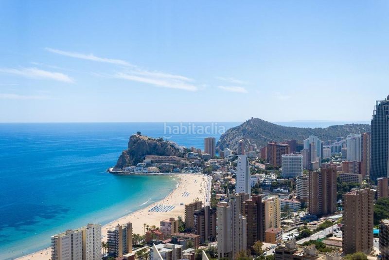 Foto 4188354b-b9fa-4e28-b646-c033d4defb92. Pis amb calefacció aparcament piscina a Playa Poniente Benidorm