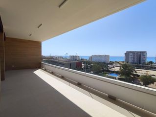 Penthouse in Poble Nou-Montiboli. Fantastico atico duplex nuevo a estrenar en villajoyosa, zona mo