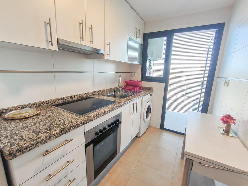 Foto cdb06b01-e43f-4b8d-aa27-99cd969dad83. Apartament amb calefacció aparcament piscina a Levante Alto Benidorm