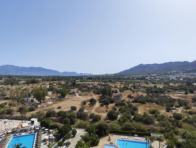 Foto 111c1b82-f30d-49ba-b9eb-661f28112b6d. Apartament amb aparcament piscina a Levante Alto Benidorm