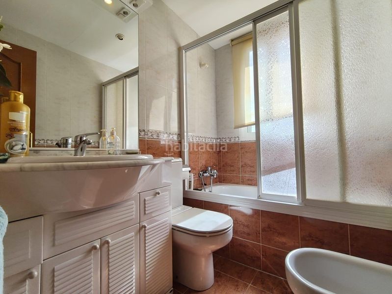 Foto 95c49ca2-d126-4cf1-9c88-5268ed5f90d1. Apartament amb aparcament piscina a Levante Alto Benidorm