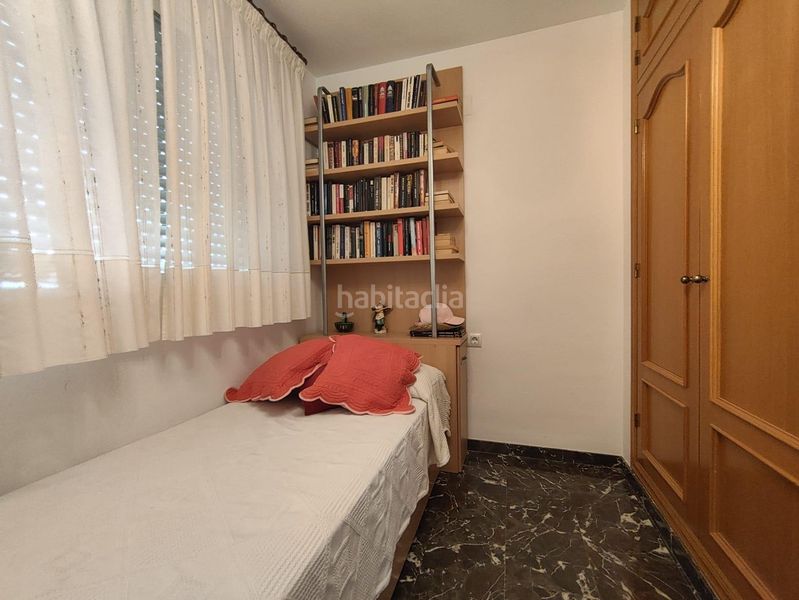 Foto b3c9eac2-141d-4d7e-8e2c-79d7e38a4d80. Apartament amb aparcament piscina a Levante Alto Benidorm
