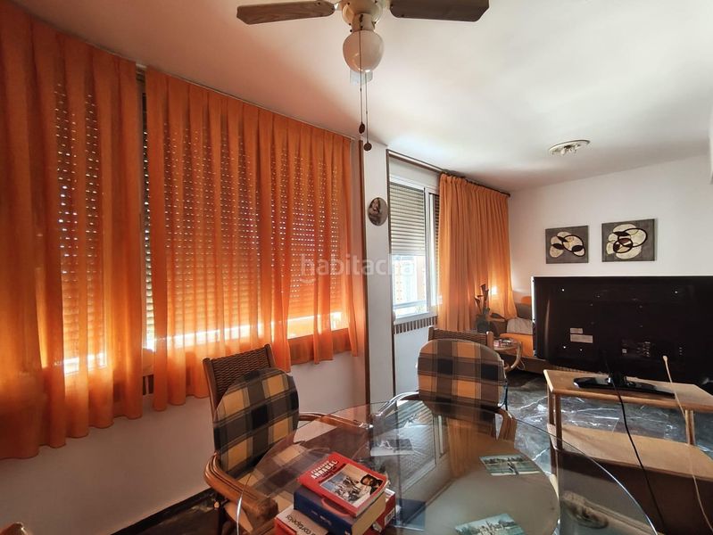 Foto f75f79bb-f425-42cc-8e15-fb966c886102. Apartament amb aparcament piscina a Levante Alto Benidorm
