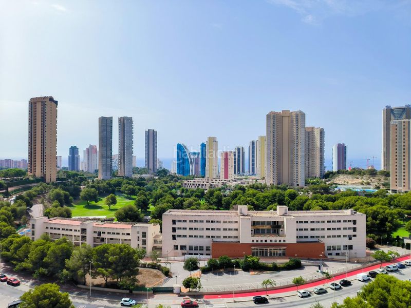 Foto 52113862-8e6f-46de-8dce-bef004f8969c. Apartament amb calefacció aparcament piscina a Via Parque Benidorm