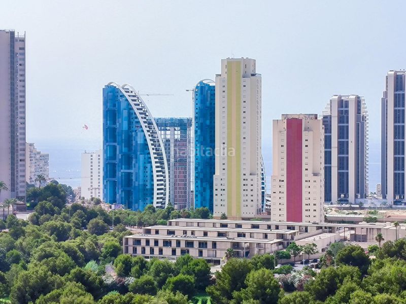 Foto 969a54dc-f92a-4da7-8a08-7d0178848272. Apartament amb calefacció aparcament piscina a Via Parque Benidorm