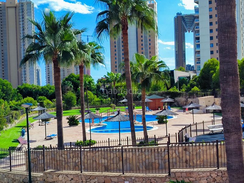 Foto c1a49dec-b14f-4d22-99f7-94b98070d3e8. Apartament amb calefacció aparcament piscina a Via Parque Benidorm