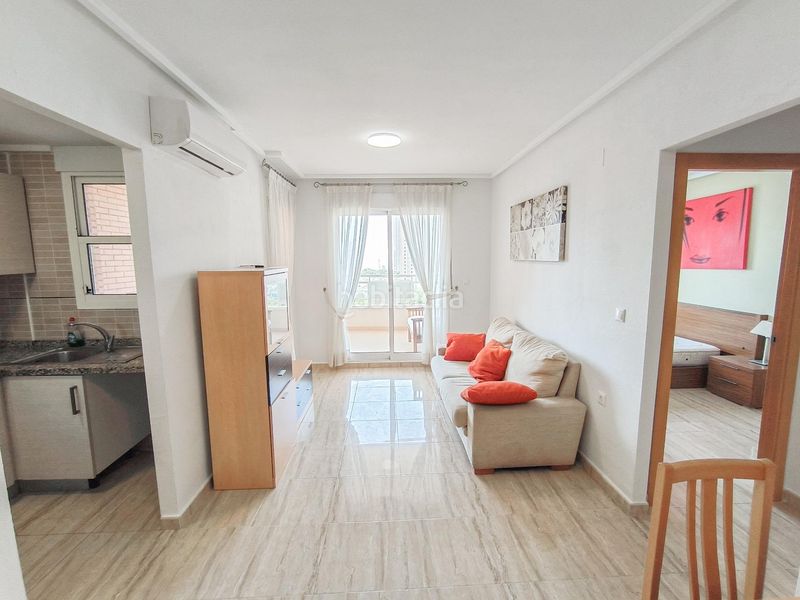 Foto f67807a4-d602-4975-80a8-65090853b924. Apartament amb calefacció aparcament piscina a Via Parque Benidorm