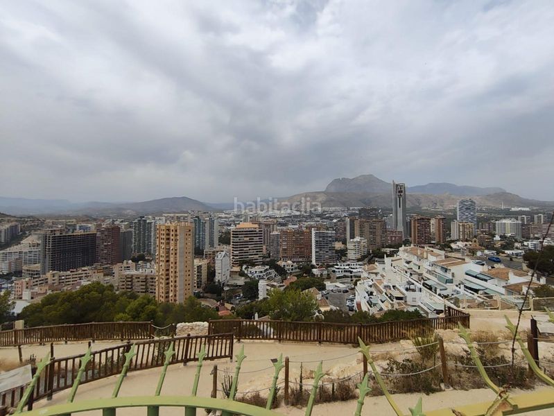 Foto 3b3e5b0a-3439-4c38-a292-ee43955a45e8. Apartament amb piscina a Playa Poniente Benidorm