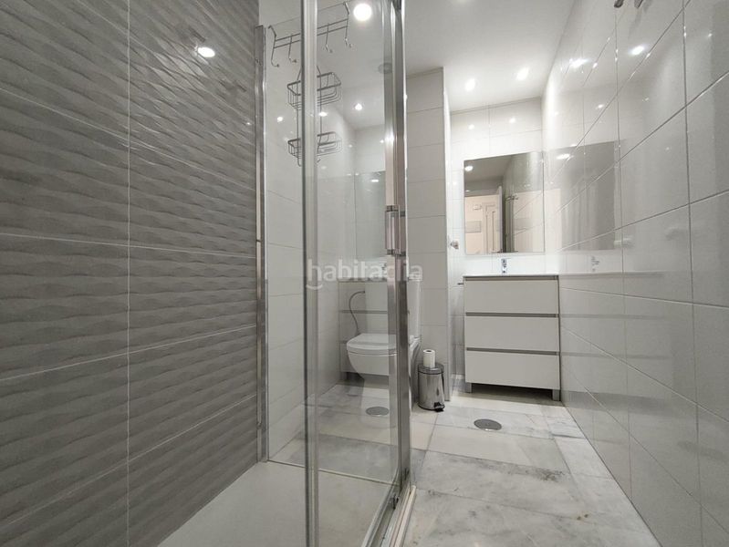 Foto 5aa5fa2a-fbf8-49fa-8595-2269a594797f. Apartament amb piscina a Playa Poniente Benidorm