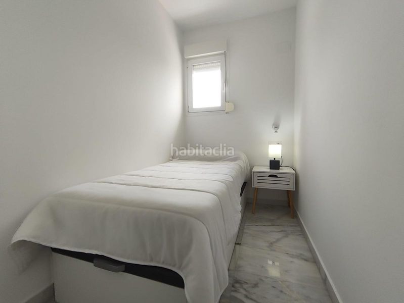 Foto 6a0edc45-bb28-4db8-a854-2004a24063db. Apartament amb piscina a Playa Poniente Benidorm