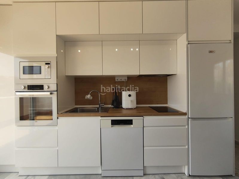 Foto 968bf91b-3dba-4e8f-b041-61261f49328f. Apartament amb piscina a Playa Poniente Benidorm