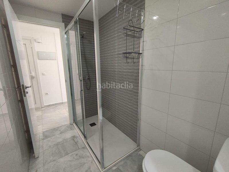 Foto 9750a308-c064-40ef-a8f2-76f1fb75a2f9. Apartament amb piscina a Playa Poniente Benidorm