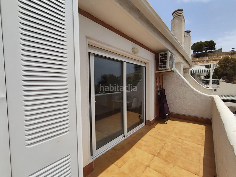 Foto cc42e19c-f0ee-4d8f-87b7-580f8638d5e0. Apartament amb piscina a Playa Poniente Benidorm