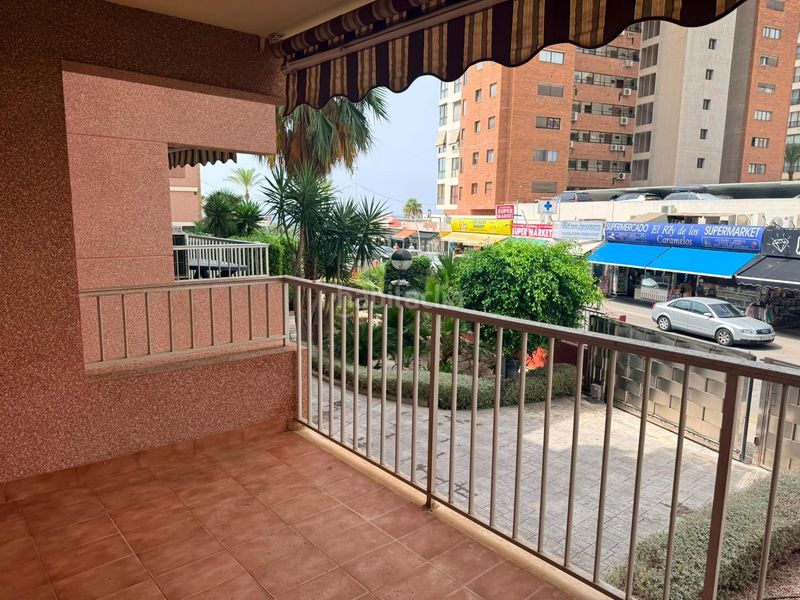 Foto 86de489d-400a-4d3c-b0cf-987620aa69cd. Apartament amb aparcament a Playa Levante Benidorm