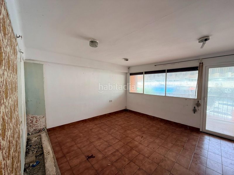 Foto c46c42a5-fdef-4d36-9e57-b41730f7036d. Apartament amb aparcament a Playa Levante Benidorm