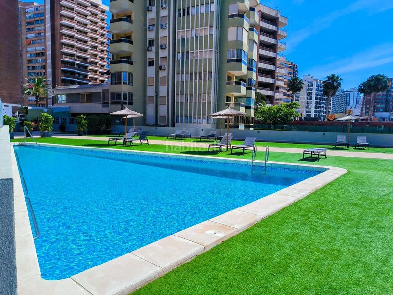 Foto c3313060-923d-4f64-82eb-03940ddb599a. Pis amb aparcament piscina a Playa Levante Benidorm