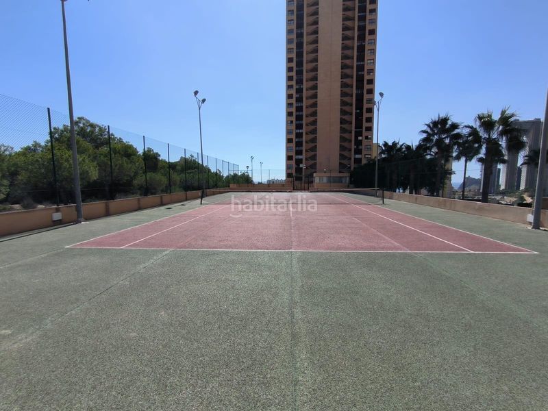 Foto 455eb195-f35a-43bc-a60a-f4a2d8e19bfd. Pis amb calefacció aparcament piscina a Via Parque Benidorm