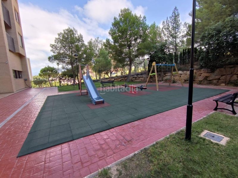 Foto 90da1f7f-81cb-48d0-9749-63f7683aff72. Pis amb calefacció aparcament piscina a Via Parque Benidorm