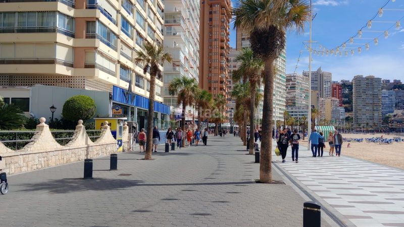 Foto 45f8555a-579f-4f86-8b72-7ec0a9100c24. Pis amb calefacció aparcament a Playa Levante Benidorm