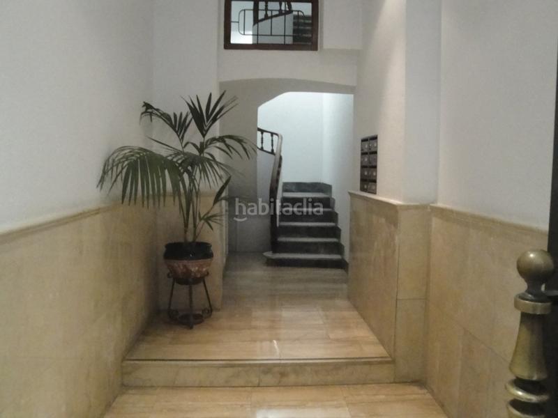 Foto 7027c832-6874-45b2-8176-8da654761bd1. Alquiler oficina alquiler de entresuelo comercial en Elche / Elx