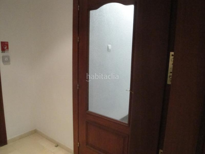 Foto 65bb5a15-f8cf-40a2-b456-2c3b4ff836a8. Rent office space in Centro Elche / Elx