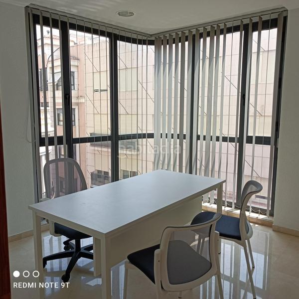 Foto aef49fbd-72c7-4d08-9591-2dc76836f943. Miete büro in calle almorida 2 in Centro Elche / Elx