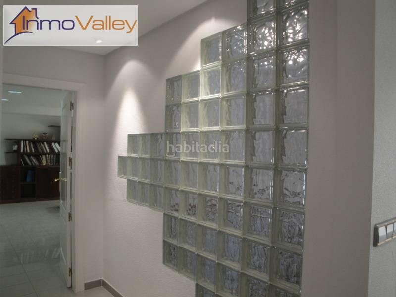 Foto 24ca7c03-39f8-4d1b-bd27-a409e267fd34. Alquiler oficina antigua consulta medica en alquiler en Elche / Elx